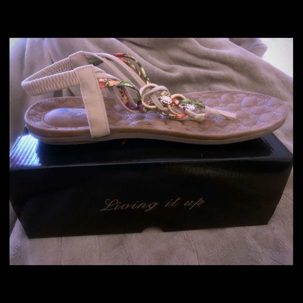 Tan comfortable sandals